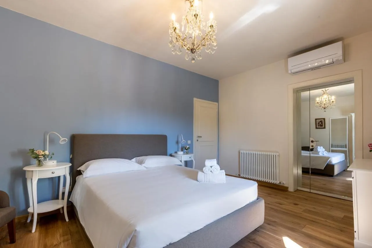Ninfeo Dell' Arancera Bed & Breakfast Calci